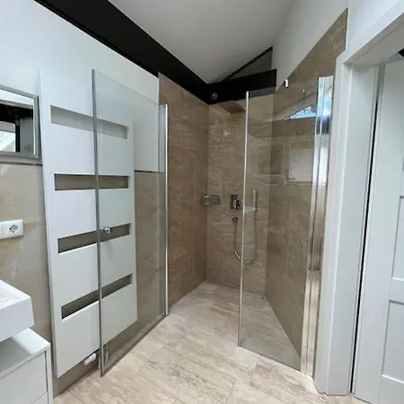 Gemütliches Haus Zwischen Förde Und Golfplatz Heikendorf